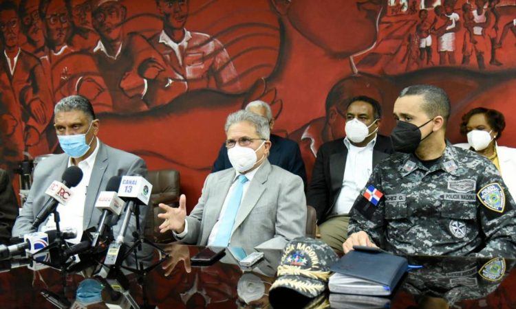 CMD sostuvo acuerdo con la Policía Nacional para prevenir detenciones de galenos CMD sostuvo acuerdo con la Policía Nacional para prevenir detenciones de galenos