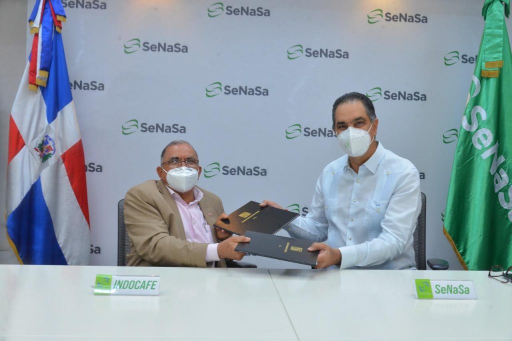 SeNaSa proveerá de seguros a caficultores de INDOCAFE y sus familias SeNaSa proveerá de seguros a caficultores de INDOCAFE y sus familias