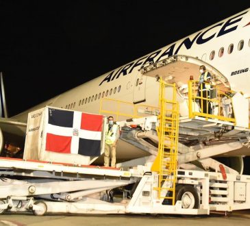 China entregó 768.000 vacunas contra COVID-19 a República Dominicana