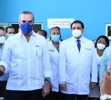 Dominicanos recibirán segunda dosis contra COVID-19 la próxima semana