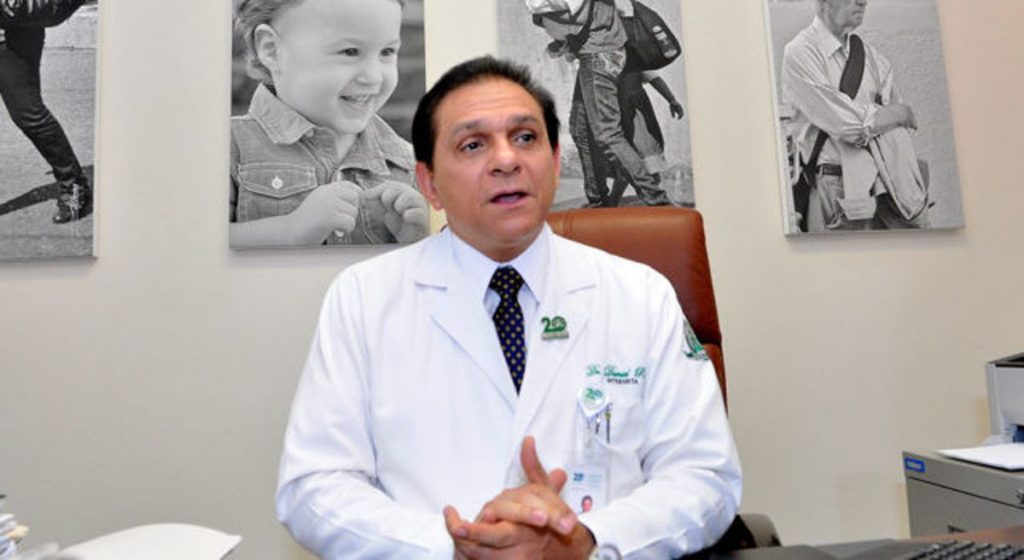 Hospitales han redoblado medidas de seguridad ante incremento de agresiones al personal de salud Dr. Daniel Rivera, ministro de salud