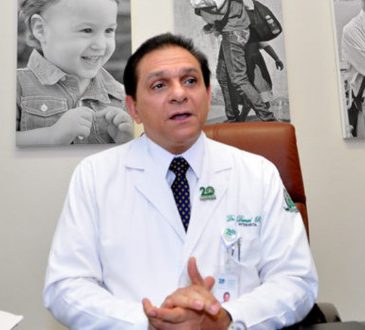 Dr. Daniel Rivera, ministro de salud