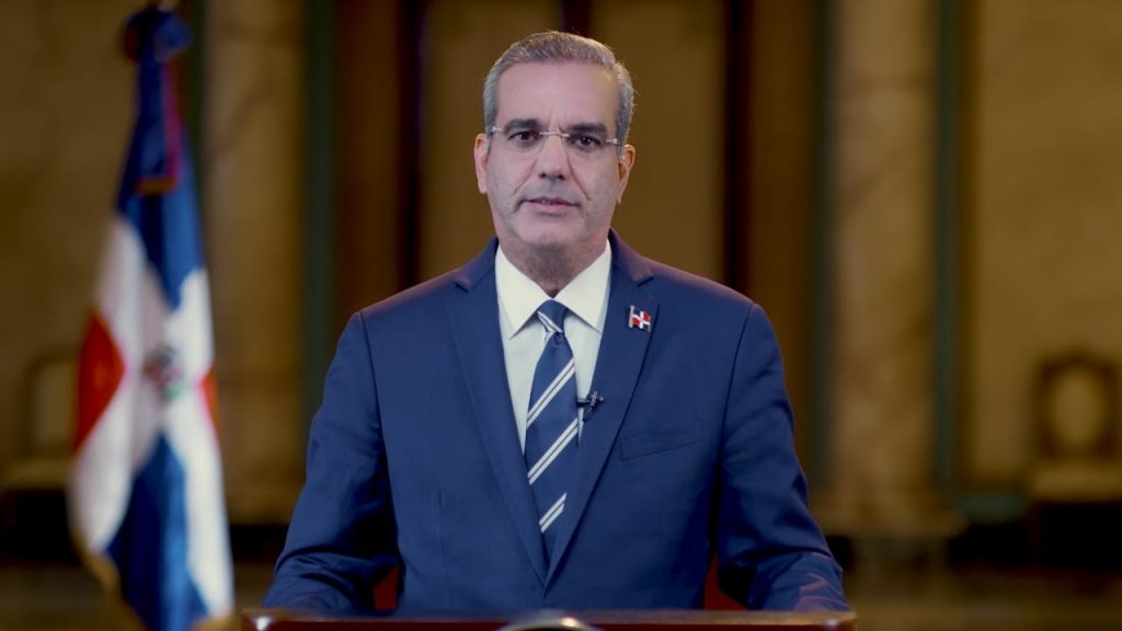 Luis Abinader decretó nuevos cambios en el toque de queda por disminución de casos Luis Abinader decretó nuevos cambios en el toque de queda por disminución de casos