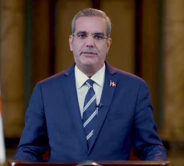 Luis Abinader decretó nuevos cambios en el toque de queda por disminución de casos