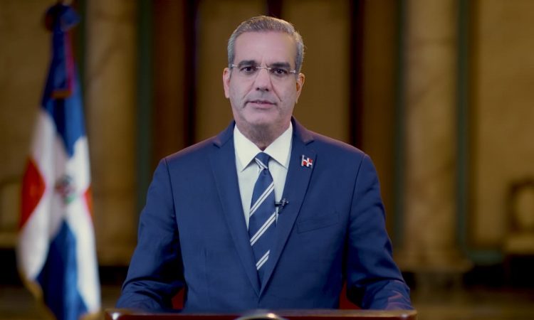 Luis Abinader decretó nuevos cambios en el toque de queda por disminución de casos Luis Abinader decretó nuevos cambios en el toque de queda por disminución de casos