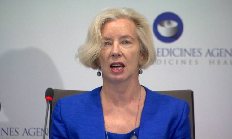 EMA anunció que vacuna de Oxford-AstraZeneca es segura y dependerá de cada país aplicarla