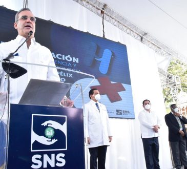 Abinader formalizó entrega de equipos y áreas remodeladas en el Hospital “Dr. Félix María Goico”