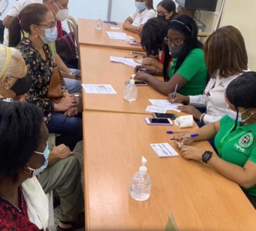 Área IV continúa con las jornadas de vacunación para nuevos grupos prioritarios