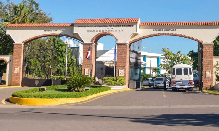 UASD abrirá oficinas para la inscripción de aspirantes al ENURM 2021