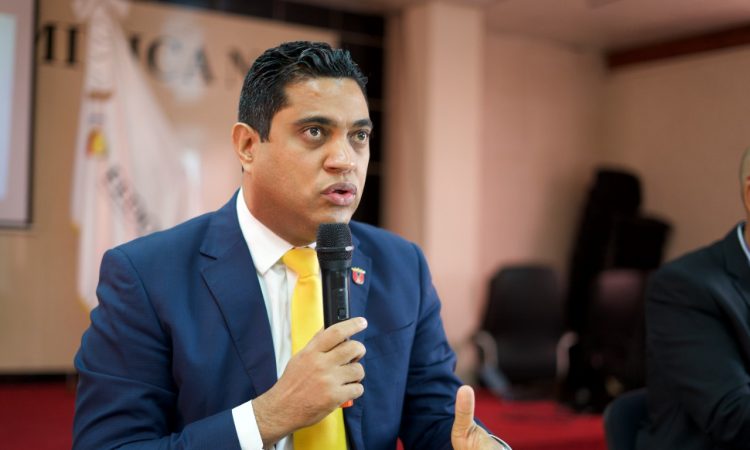 FEDOMU solicitó al MSP incluir a recolectores de basura y trabajadores del ayuntamiento a las jornadas de vacunación COVID-19