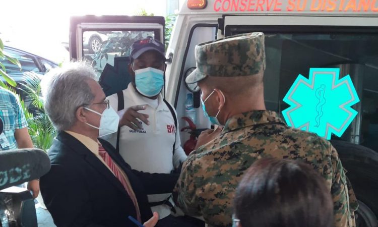 Médicos en huelga de hambre en el MSP recibieron atención del 911 tras descompensación alimenticia