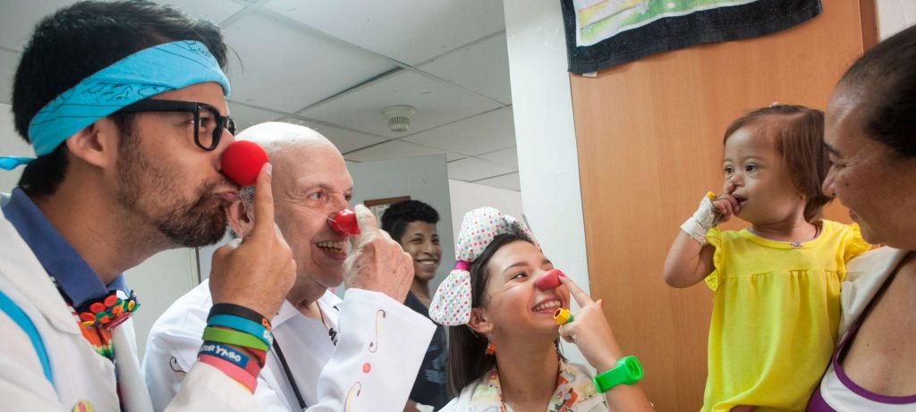 Payasos humanitarios continuarán apoyando a niños, niñas y adolescentes de hospitales y orfanatos dominicanos Payasos humanitarios continuarán apoyando a niños, niñas y adolescentes de hospitales y orfanatos dominicanos