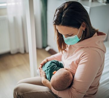 Sociedad de pediatría aseguró que las embarazadas no corren riesgos de ser vacunadas contra COVID-19