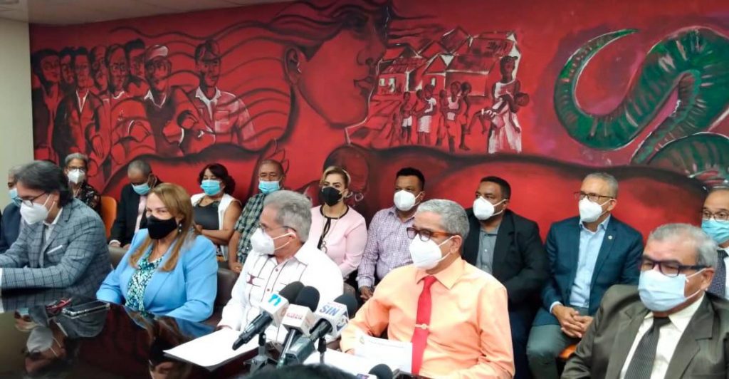 CMD y 53 sociedades médicas iniciarán la lucha contra las ARS en una protesta la próxima semana