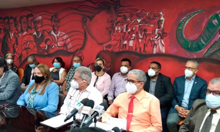 CMD y 53 sociedades médicas iniciarán la lucha contra las ARS en una protesta la próxima semana
