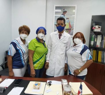 HIRRC cumplió con incentivos de SeNaSa para 1,573 trabajadores de la salud