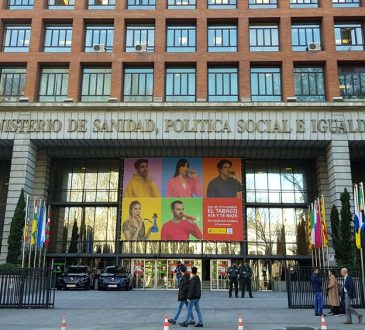 Residentes médicos recogerán miles de firmas para exigir plazas presenciales