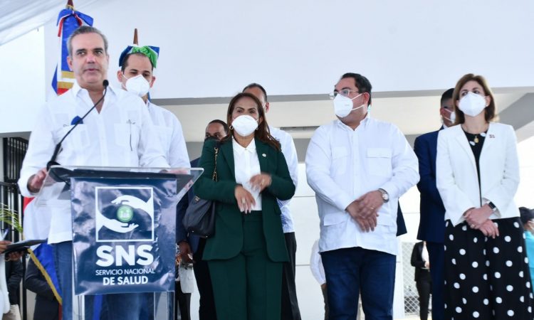 El gobierno acudió a supervisión del plan de vacunación e inauguración de áreas hospitalarias