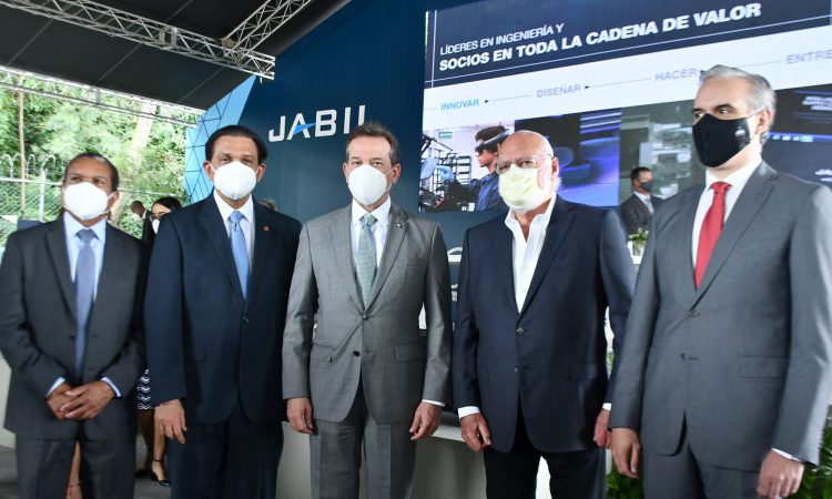 Jabil instaló maquinaria en República Dominicana para producir equipos médicos