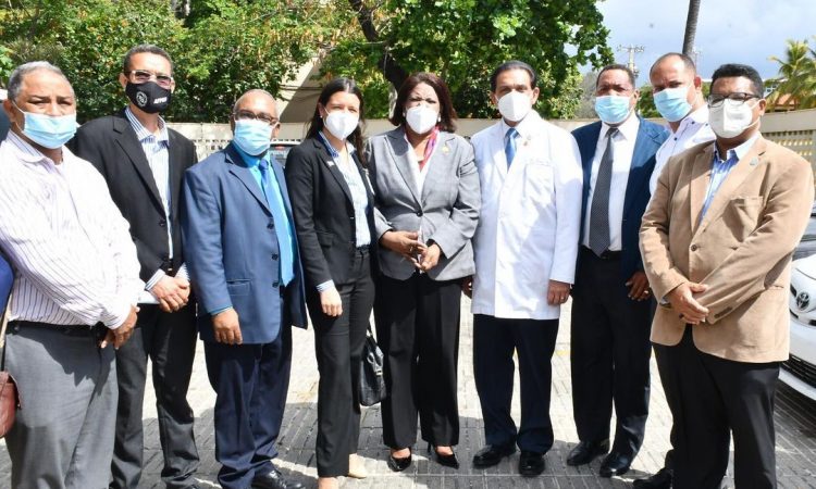 Comunicadores sociales recibieron nueva jornada de vacunación contra COVID-19