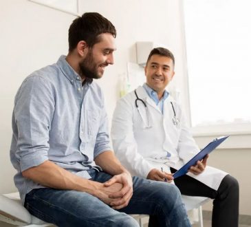 Radioncóloga alertó que el cáncer de testículo es común en jóvenes de 20 a 34 años