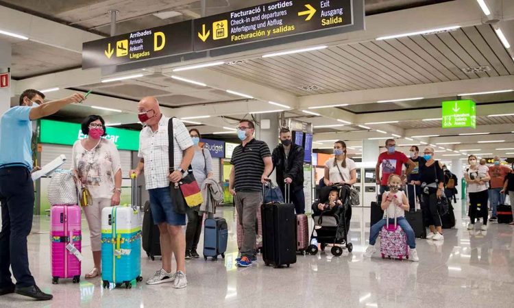 España indicó los requisitos para la reapertura de fronteras y el ingreso de turistas España indicó los requisitos para la reapertura de fronteras y el ingreso de turistas