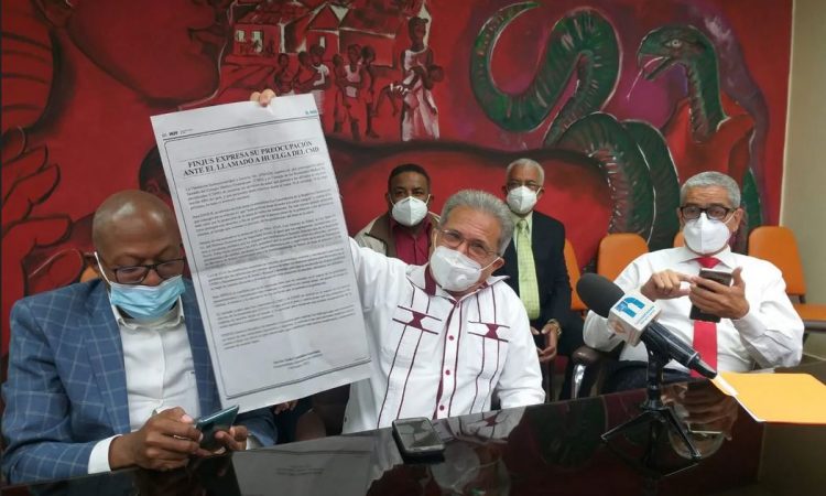 CMD solicitó reestructuración de ARS y AFP, recomendando que los ministerios manejen la seguridad social
