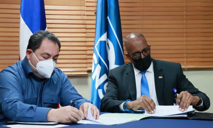 SNS y DIGECOG implementarán un sistema de datos compartidos en beneficio del sector salud