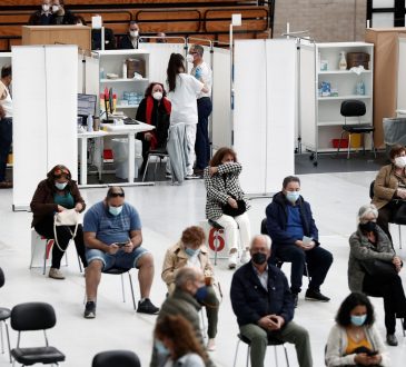 Inglaterra liderará la “Cumbre global sobre confianza en las vacunas”