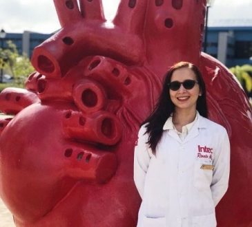 Exalumna del INTEC recibió una de las mejores calificaciones del MIR 2021