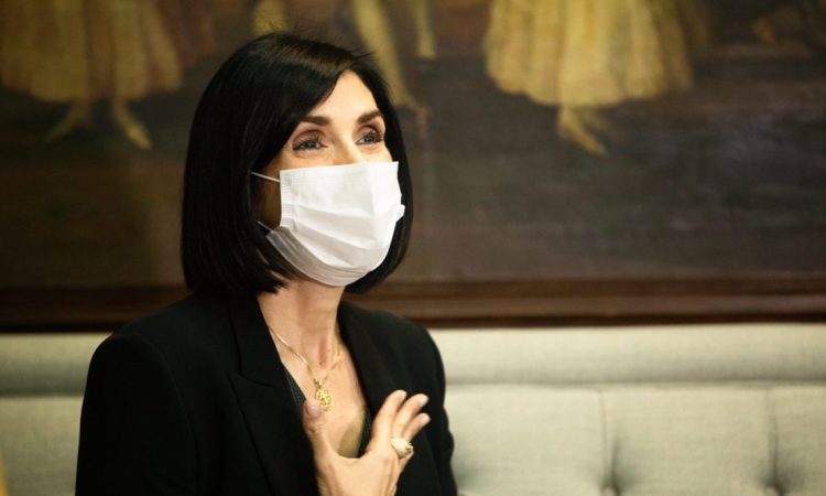 Diez hospitales ofrecerán exámenes gratuitos de mama, papanicolaou y próstata