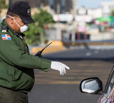 Continúan las clausuras de establecimientos, incautaciones y detenciones por violación al toque de queda