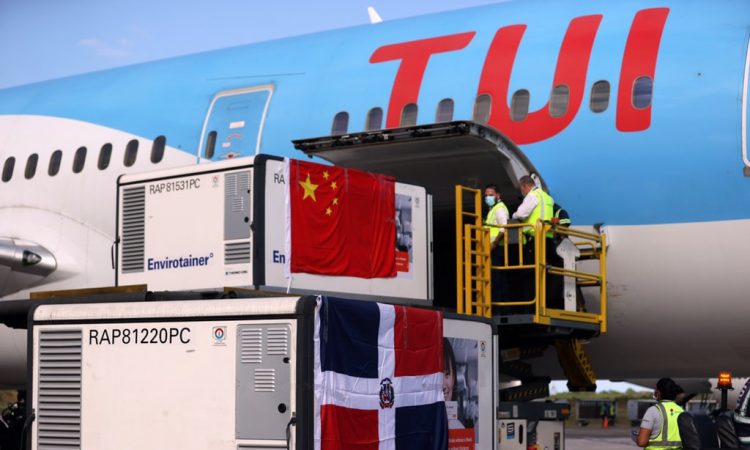 República Dominicana recibió el cargamento más grande de vacunas COVID-19 procedente de China República Dominicana recibió el cargamento más grande de vacunas COVID-19 procedente de China