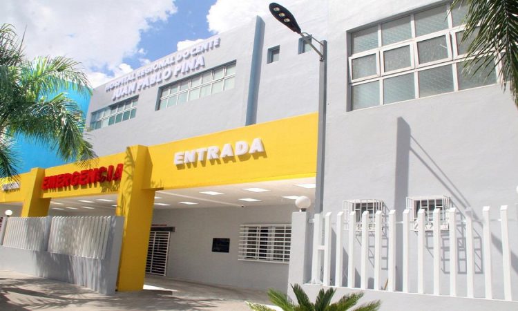 Trabajadora de SISALRIL denunció a personal del Hospital Juan Pablo Pina por incompetencia ante caso de emergencia