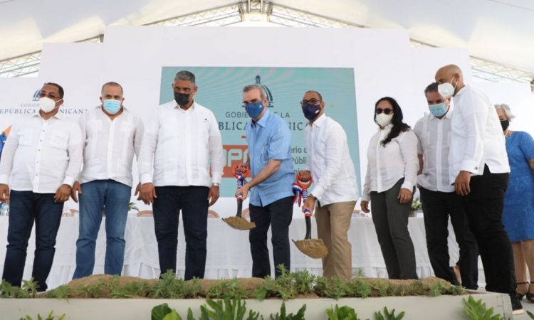 El presidente prometió hospitales para provincia María Trinidad Sánchez