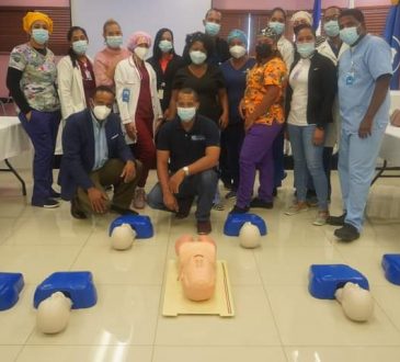 SRSM ofreció taller a trabajadores del Hospital Reynaldo Almánzar para manejo de pacientes críticos