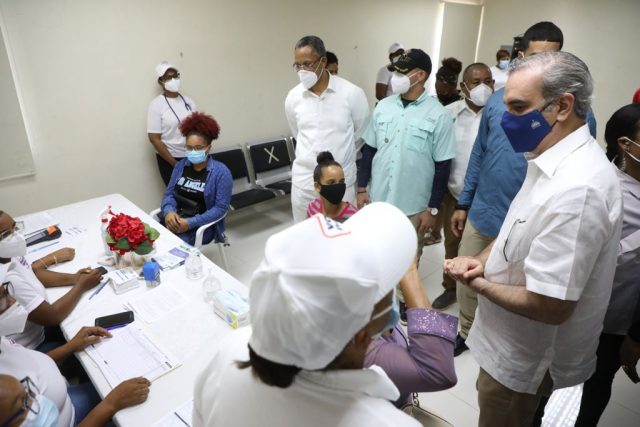 Presidente acudió a supervisión en el Hospital “Dr. Elio Fiallo”