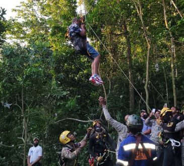 Asmín Aquino pidió al gobierno adquirir helicóptero para el equipo de rescatistas