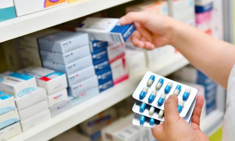 Ibuprofeno, Diclofenac y Amoxicilina entre los medicamentos con mayor falsificación y venta del país