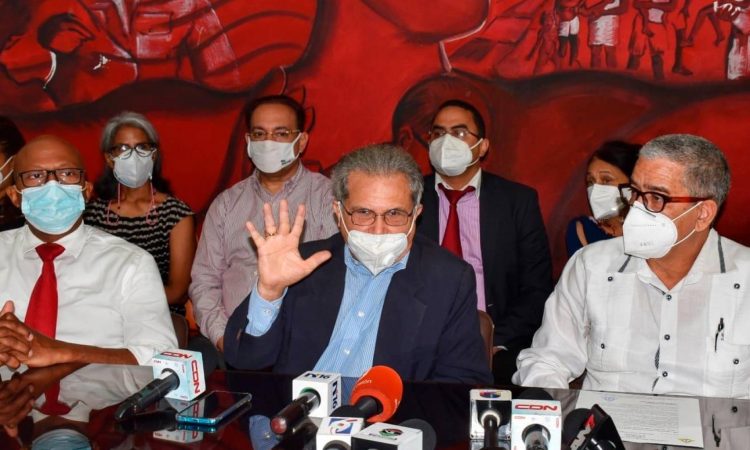 CMD amenazó con acatar un paro de hospitales a nivel nacional CMD amenazó con acatar un paro de hospitales a nivel nacional