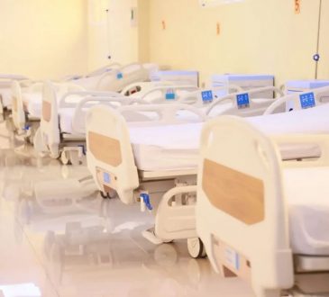 SNS entregó equipos a hospitales de Santa Cruz de Mao