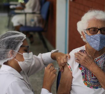 MSP no ha logrado inocular contra COVID-19 a todos los mayores de 60 años