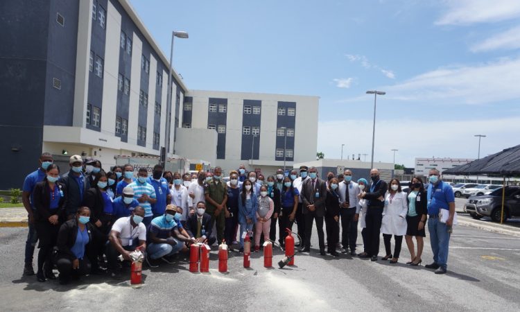 HMRA realizó simulacro para que su personal enfrente adecuadamente un incendio HMRA realizó simulacro para que su personal enfrente adecuadamente un incendio