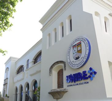 UNIBE colocó en funcionamiento software para educación odontológica