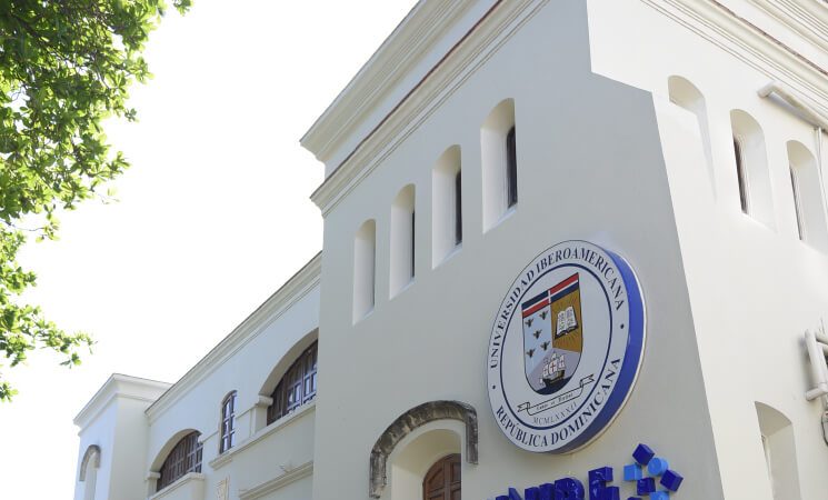 UNIBE colocó en funcionamiento software para educación odontológica