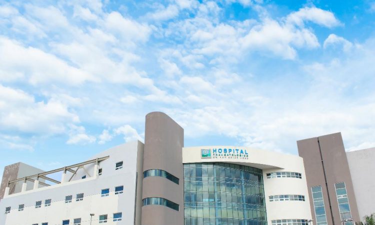Hospitales de la red pública están por encima de clínicas privadas, asegura director del Ney Arias Lora