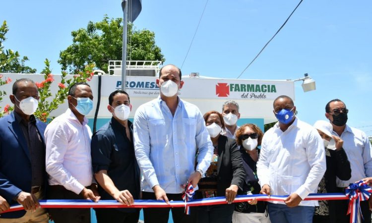Promese/Cal colocó en funcionamiento 4 farmacias del pueblo en Barahona y Bahoruco