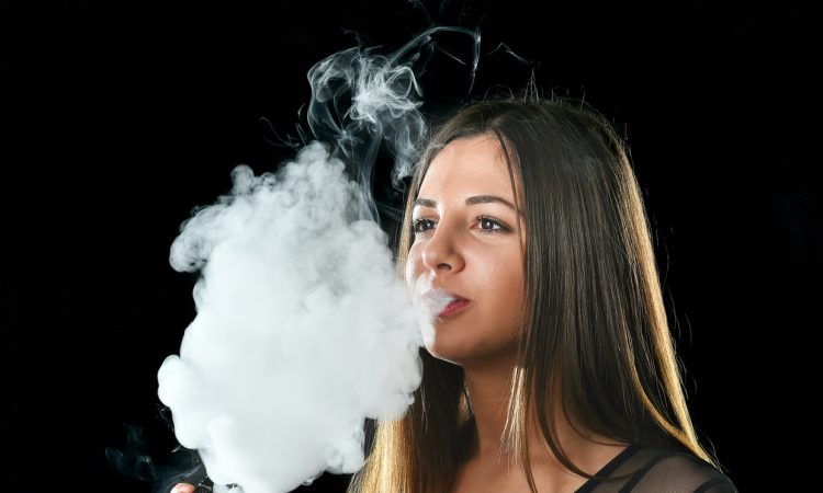 OMS alertó sobre impacto de los cigarrillos electrónicos en niños y adolescentes