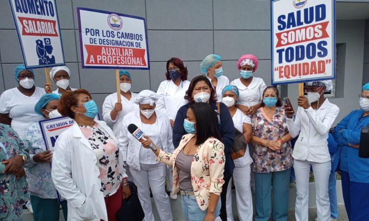 Profesionales de enfermería activaron paro nacional para exigir mejoras laborales Profesionales de enfermería activaron paro nacional para exigir mejoras laborales
