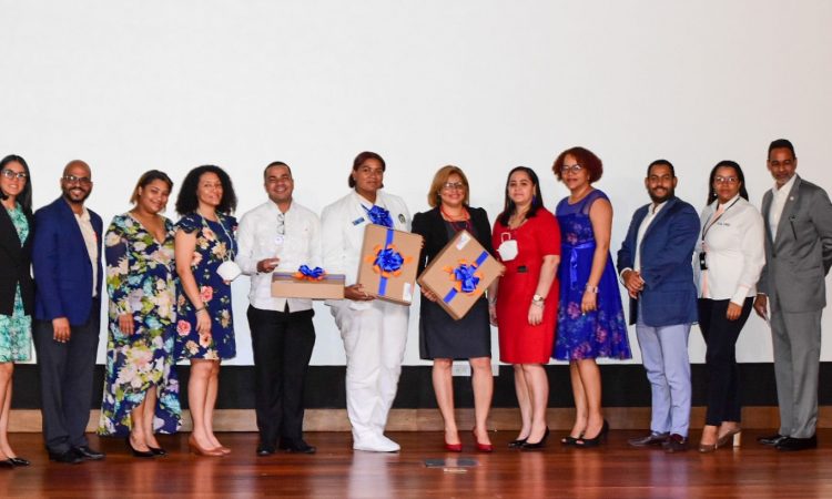 Emergenciólogos premiaron a los mejores casos en su “Ateneo nacional de redientes” Emergenciólogos premiaron a los mejores casos en su “Ateneo nacional de redientes”